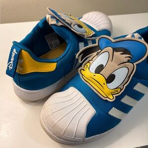 Disney Kids Blue and White Donald Duck Sneakers